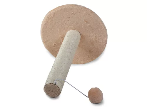 Macska kaparófa labdával 43cm magas v1