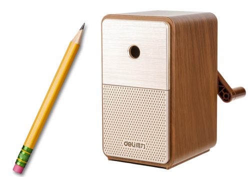 Ceruzahegyező tartállyal, pengeállítással, barna