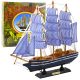 Gyűjthető dekoratív vitorláshajó modell fehér és kék színben 33x31cm