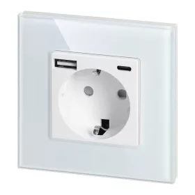   Egyes aljzat 2P+Z, Schuko, USB-A + USB-C, kimenet 5VDC max. 3A, fehér