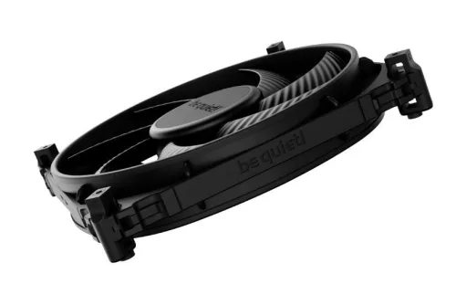 Silent Wings Pro 4 140 mm-es PWM ventilátor