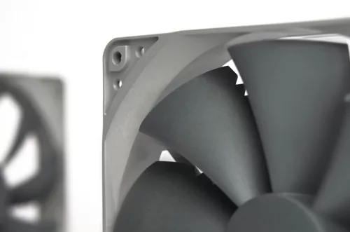 Noctua Redux 140 mm-es PWM ventilátor 450 - 1500 rpm