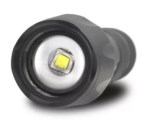 LED kézi zseblámpa 600 lumen FL600 CREE XM-L2