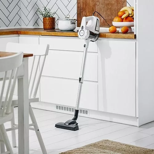 Adler AD 7036w kézi porszívó fehér