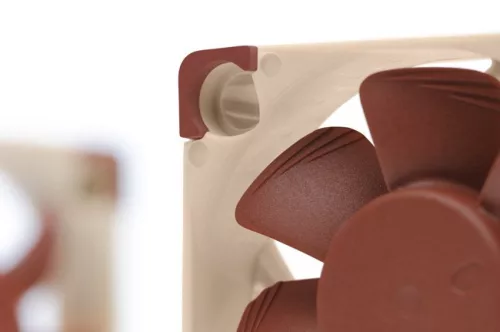 Noctua 40 mm-es PWM ventilátor (1000-5000 rpm)