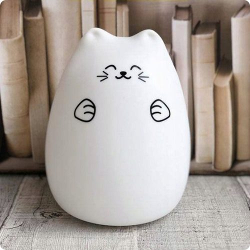 Éjjeli lámpa gyerekeknek színes szilikon LED cica