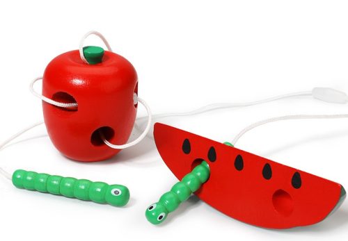 Fából készült piercingjáték Gyümölcs gilisztákkal Jhtoy-602