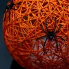 Dekoratív Led Gömblámpa Pókkal 15 Cm Halloween Narancs