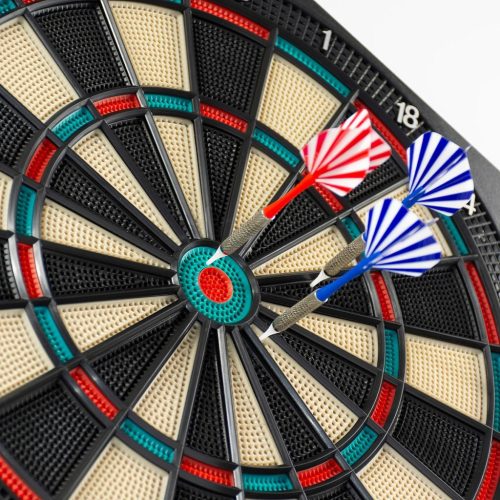 Elektronikus Darts Tápegységgel És 4 Számlálóval 49Cm Enero Pro