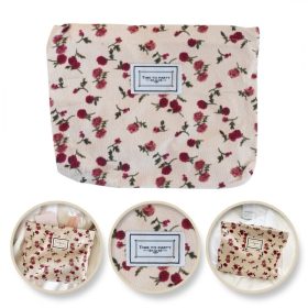   Egyrekeszes bézs kozmetikai táska piros virágokkal 25 x 5 x 18 cm KS117