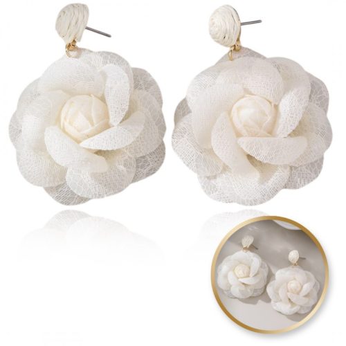Függő fülbevaló, szemet gyönyörködtető csipkevirág, krémszínű RÓZSA bedugó K1708