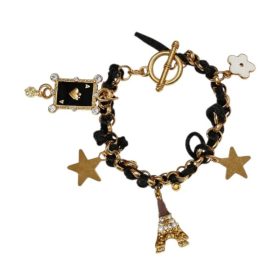   Körbetekerhető karkötő, fekete szíj, arany, medálokkal B123CZ