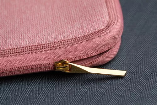 Moshi Pluma MacBook Pro 14"-hez (2021) (Carnation Pink)