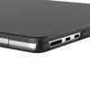 Hardshell tok tok MacBook Airhez 13,6" (M2, 2022) (pontos/fekete)