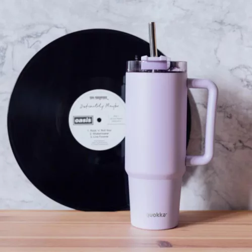 Quokka Stream - Rozsdamentes acél termosz bögre 950 ml szívószállal (lila)