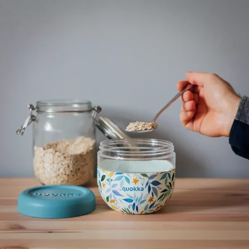 Quokka Bubble Food Jar - műanyag ételdoboz 770 ml (Watercolor Leaves)