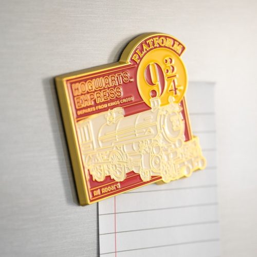 Harry Potter - Hűtőmágnes 9 3/4"-os platform (7x7 cm)