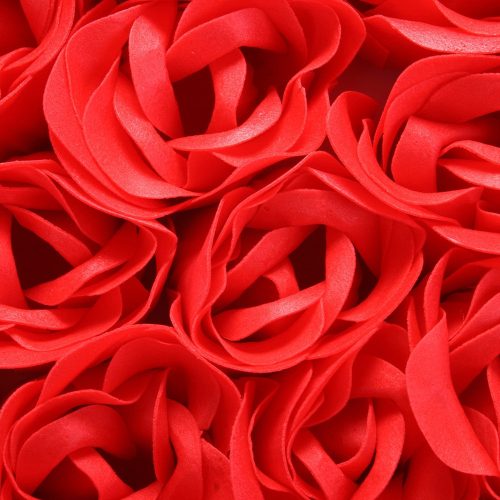 Szív fürdőkonfetti 14 rózsa alakú fürdőszappan és 600 szintetikus rózsaszirom