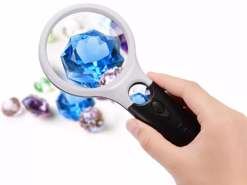 Kézi nagyító LED világítással 45x22mm 3x75mm
