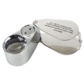   Összecsukható nagyító LED és UV fénnyel,  fém keret 40x nagyítás