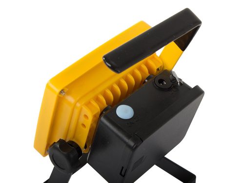 Reflektor lámpa LED 20W, 1500 Lumen, 3db 18650 akkumulátor, sárga