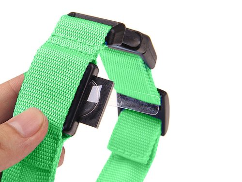 Led világító sötétítő nyakörv kutyák és macskák számára állítható 59cm zöld