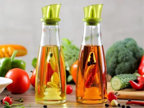 Olaj és ecet üveg adagoló gyógynövény adagolóval 0.5l
