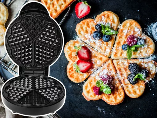 Gofrisütő, strapabíró, 5 db bolyhos gofri, gofrisütő szívek, 1000 W