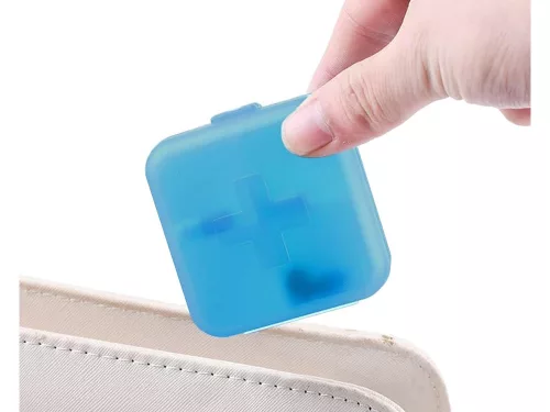 Tároló gyógyszer doboz kiegészítők tabletták utazás 4 rekesz kék