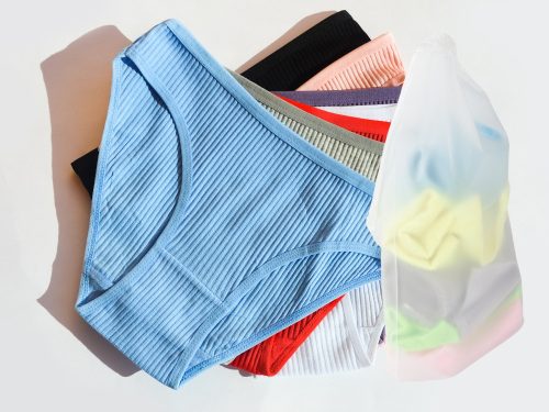 utaző rendező táska alsónemúknek 30X20cm