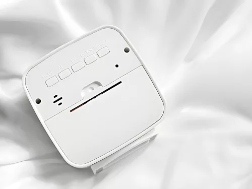 Ébresztőóra dátummal és hőmérséklettel szundi funkcióval lcd nedvességmérő fehér