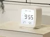 Ébresztőóra dátummal és hőmérséklettel szundi funkcióval lcd nedvességmérő fehér
