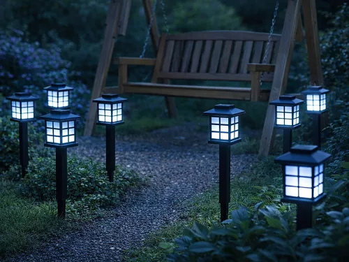 NAPENERGIAI LÁMPÁK 6 DB KERTI LED ALKONYATÉRZÉKELŐVEL