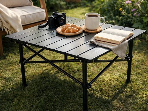 Összecsukható kempingasztal, 53 x 50 cm