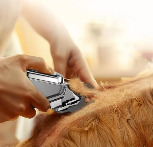 RENEW FORCE® Akkumulátoros Kutyanyíró – Titán-Kerámia Penge