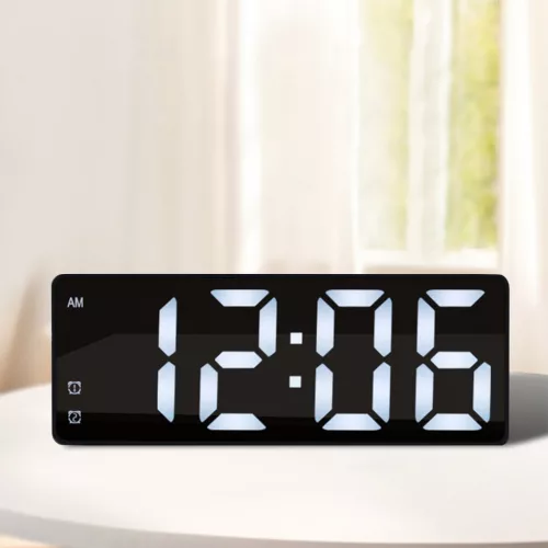 ELEKTRONIKUS LED ÓRA GH0725