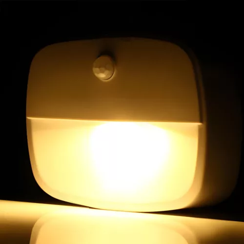 LED LÁMPA ÉRZÉKELŐKKEL VALÓ ÉRINTÉSHEZ ZN07